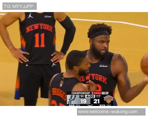 苏群点评马刺表现出色但仍显稚嫩尼克斯下半场展现拼搏精神与强硬防守 苏群点评马刺表现出色但仍显稚嫩尼克斯下半场展现拼搏精神与强硬防守