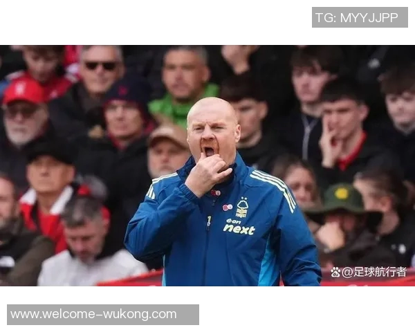 戴奇怒斥裁判判罚不公怀特被推倒后失球影响比赛结果不可原谅