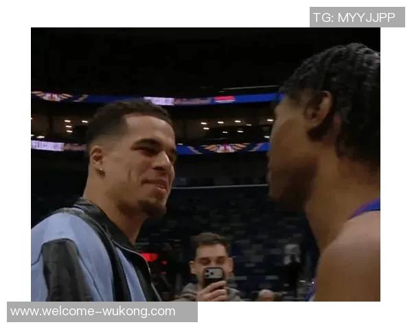 沃特森现场观战小波特深情表白:他是我兄弟我对他的爱无可替代 沃特森现场观战小波特深情表白:他是我兄弟我对他的爱无可替代